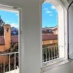 Casa Ilaria - Luminoso Appartamento Con Vista Nel Centro Storico