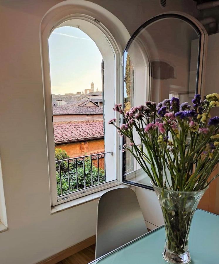 Casa Ilaria - Luminoso Con Vista Nel Centro Storico * Sienne